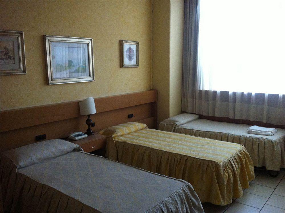 Hotel Cristallo Barga Fornaci di Barga Екстер'єр фото