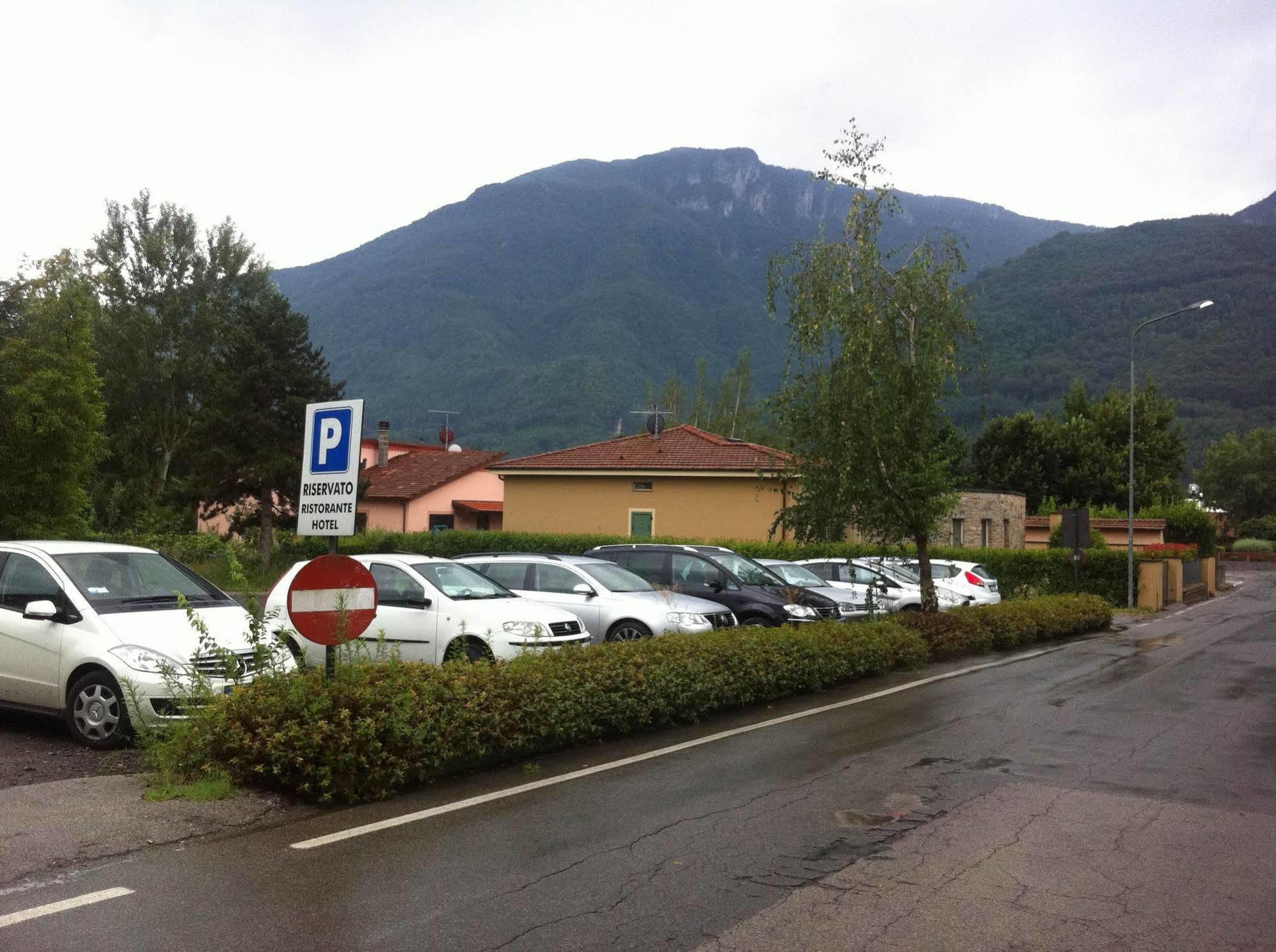 Hotel Cristallo Barga Fornaci di Barga Екстер'єр фото